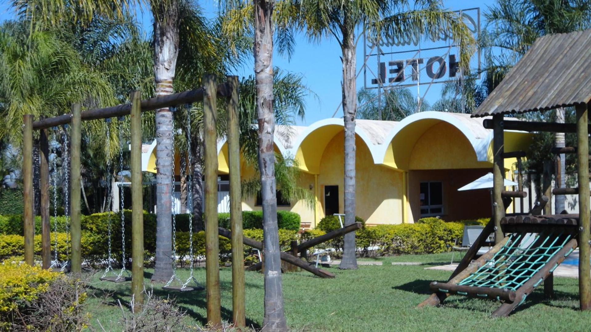 Hotel Green Village Jardinópolis Buitenkant foto